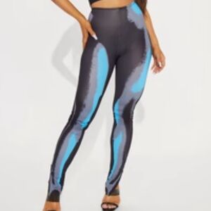 Fashion Nova Black & Blue Abstract Print Leggings | Heat-Censored Look | Size S